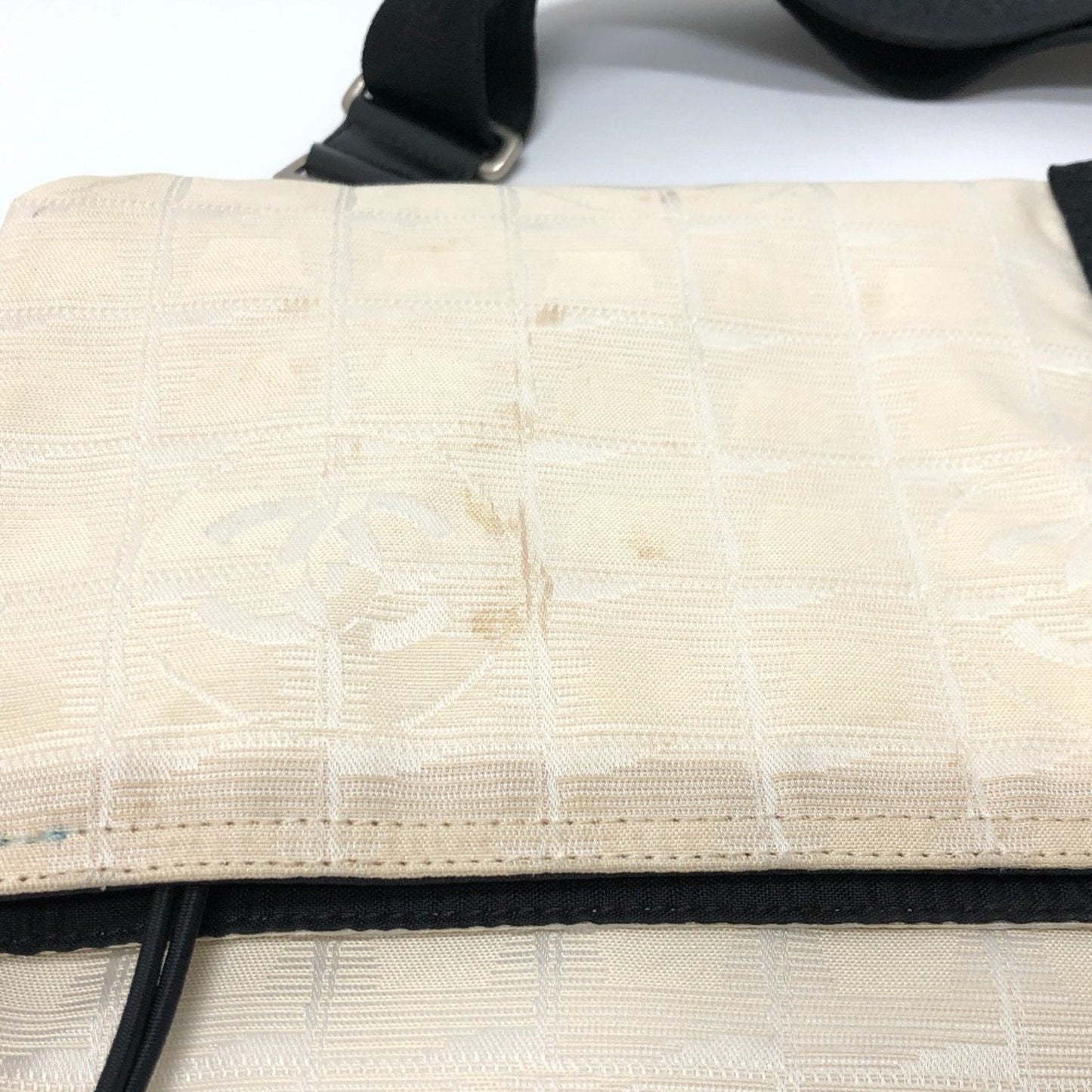 Chanel Classic Flap Bag BeigeBlack Shoulder Bag