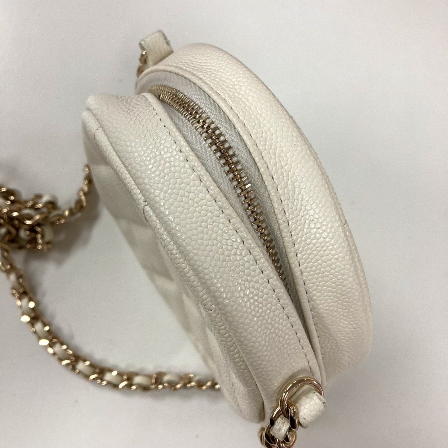Chanel Round Chanel Bag A33814
