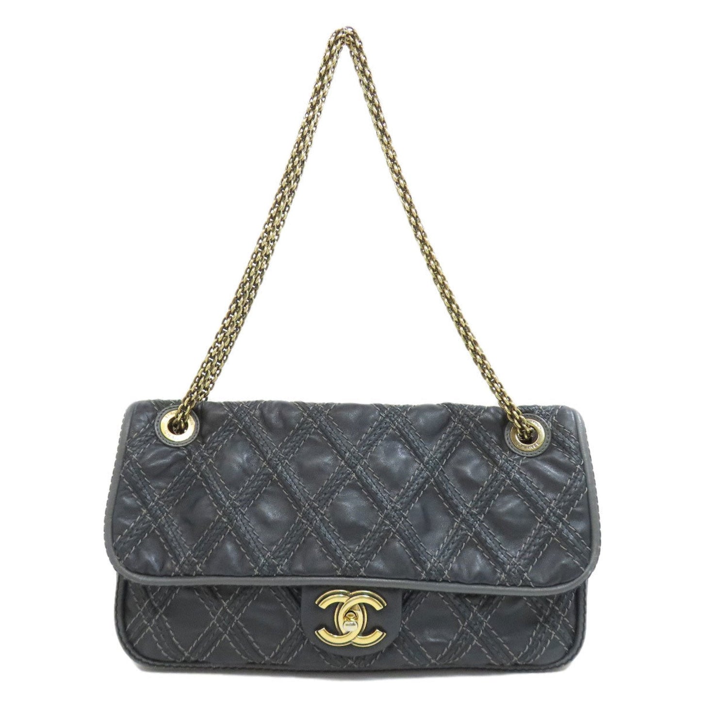 Chanel Chain Bag Diamond Quilted Style