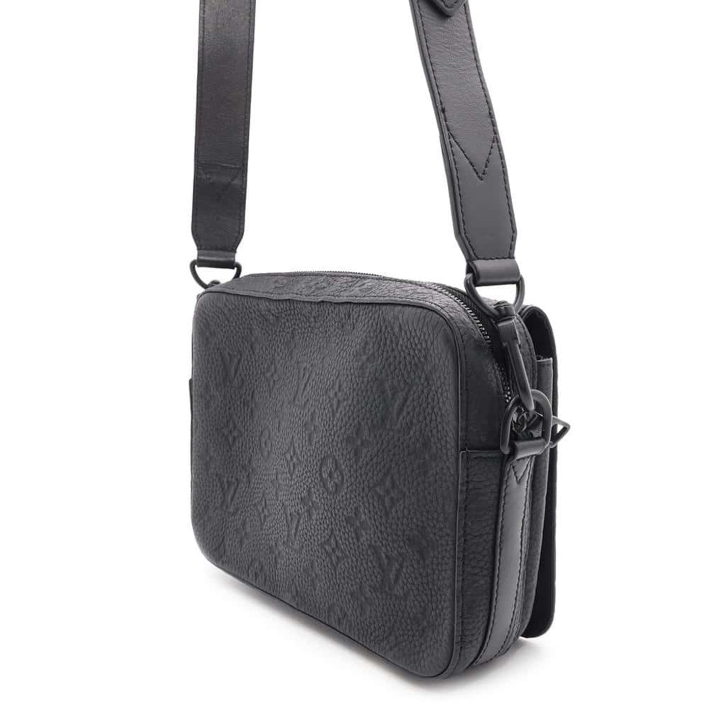 Leather Steamer Bag with Shoulder Strap