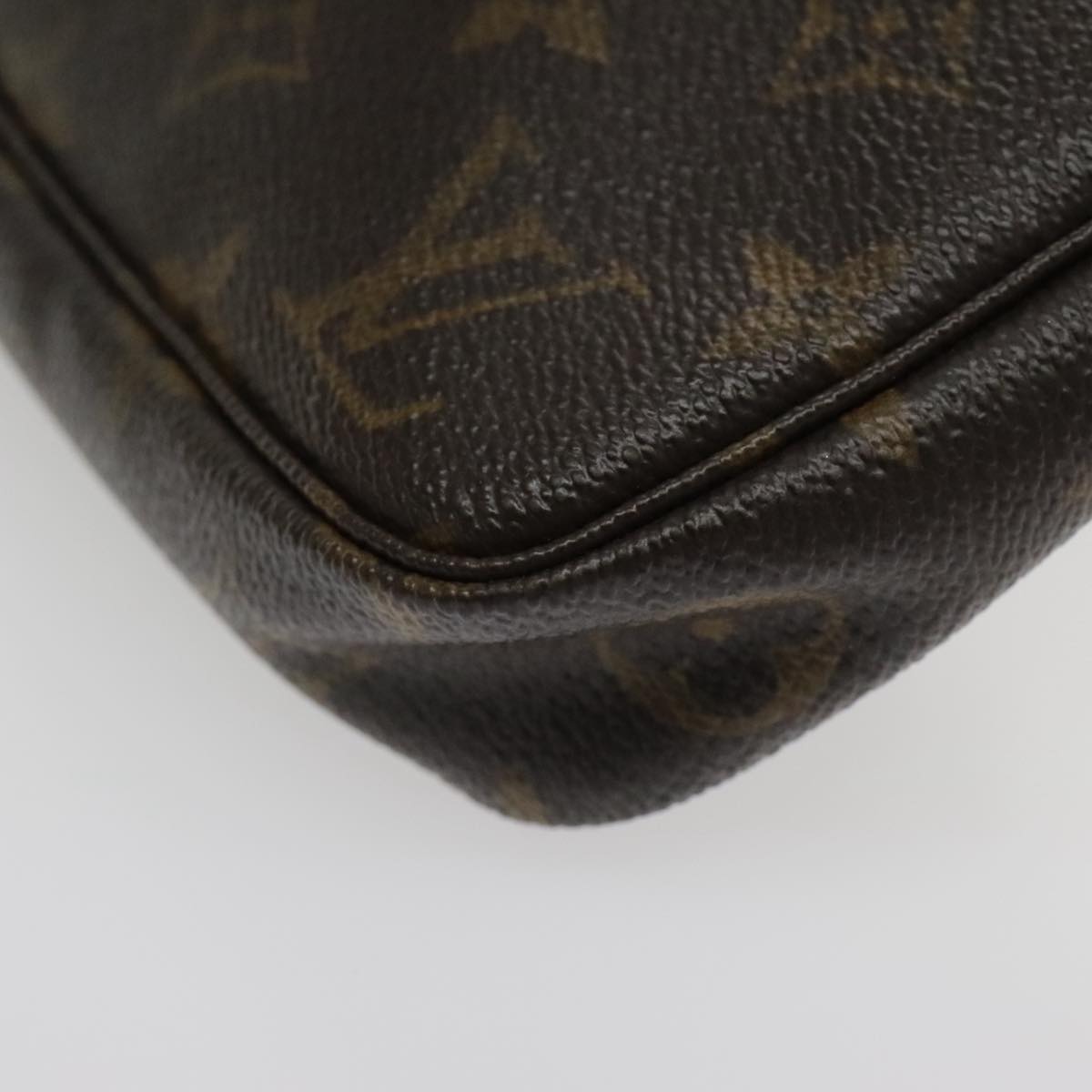 Pochette Accessoires Monogram Clutch