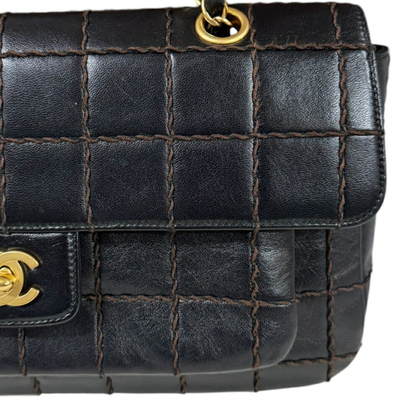 Chanel Classic Quilted Chain Bag 255