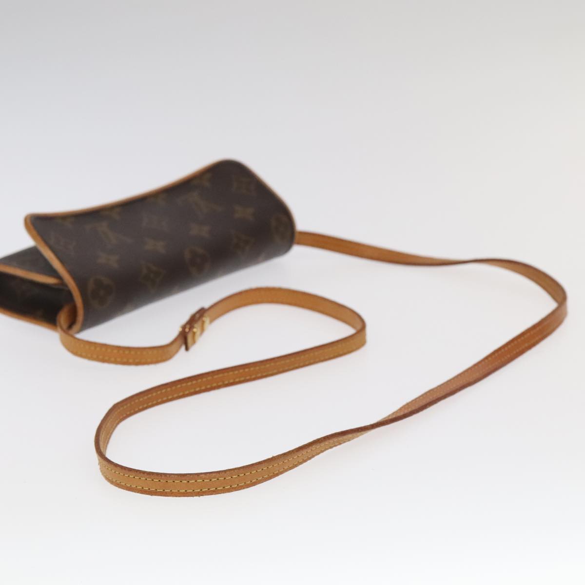 Monogram Canvas Pochette Clutch
