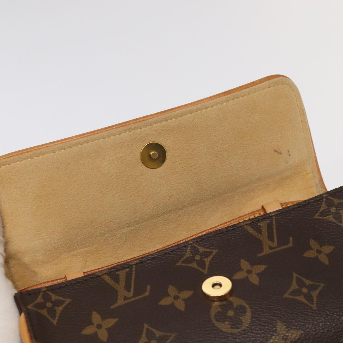 Monogram Canvas Pochette Clutch