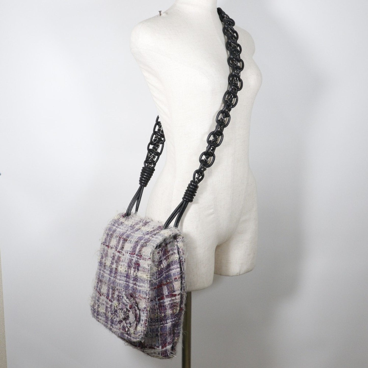 Chanel Tweed Shoulder Bag Chain Strap