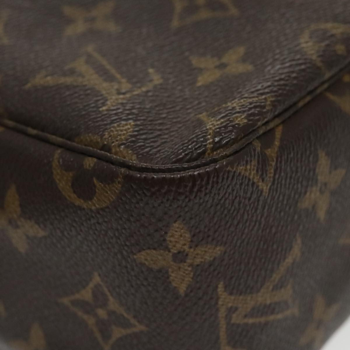 Cosmetic Pouch Monogram Style