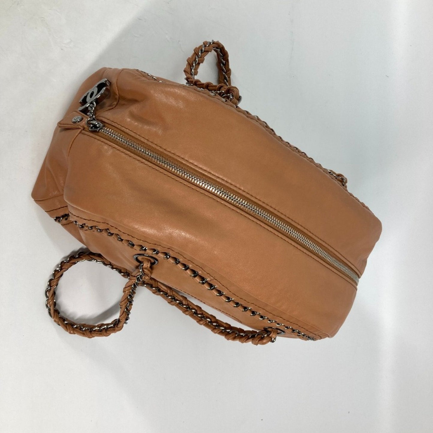 Chanel Calfskin Quilted Leather Shoulder Bag Chain Trim