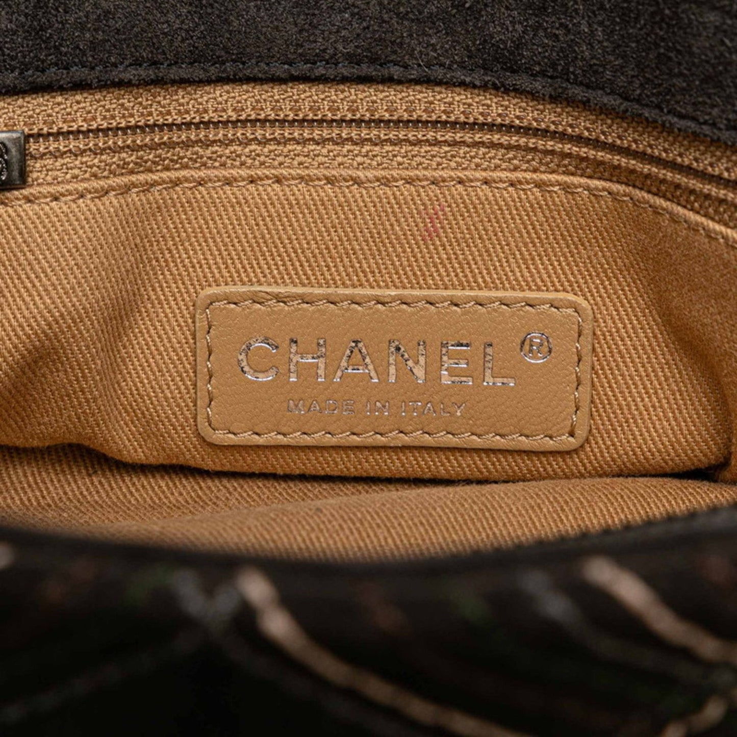 Chanel uede Chain houlder Bag Plaid