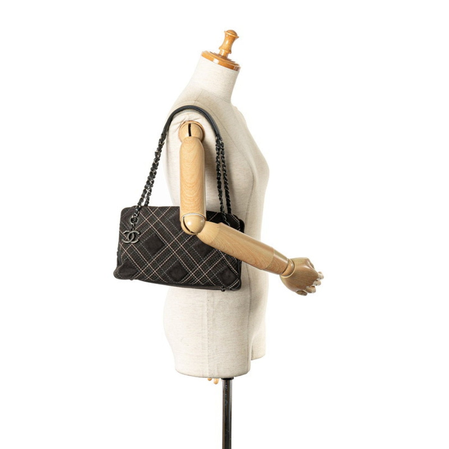 Chanel uede Chain houlder Bag Plaid