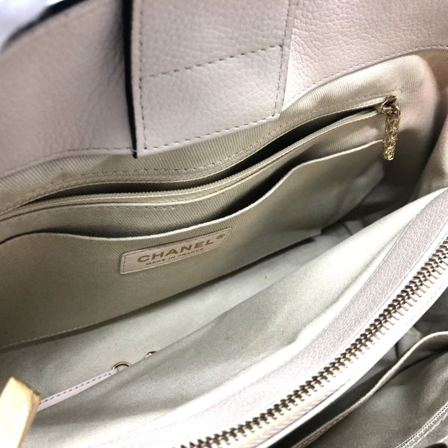 Chanel hopping Tote Bag Black  Beige