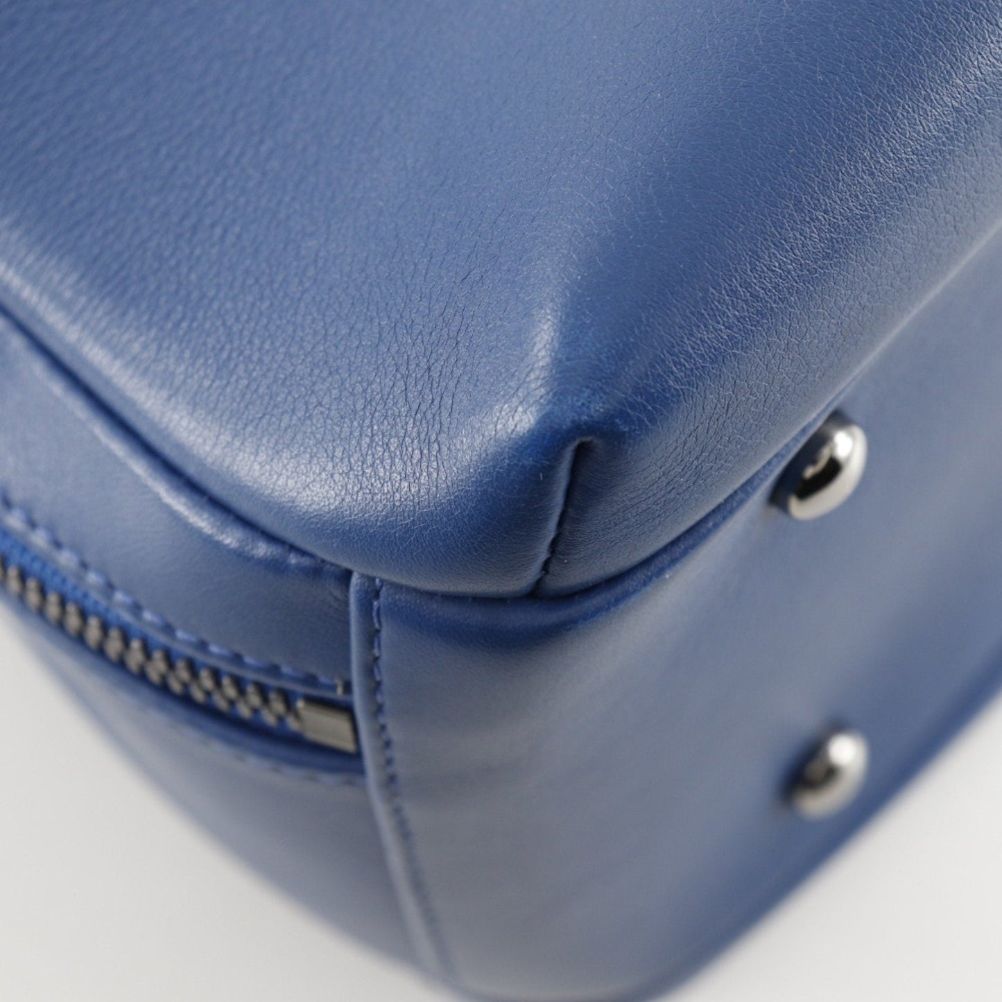 Chanel Chanel 19 Medium Flap Bag Blue Lambskin