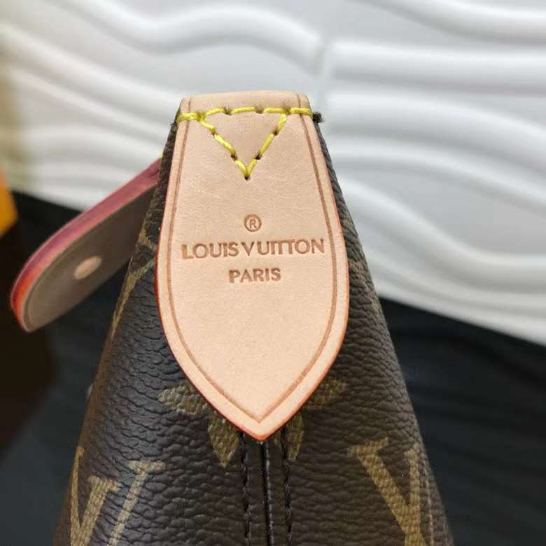 LOV2 Bags - Luxurious Bags  1131