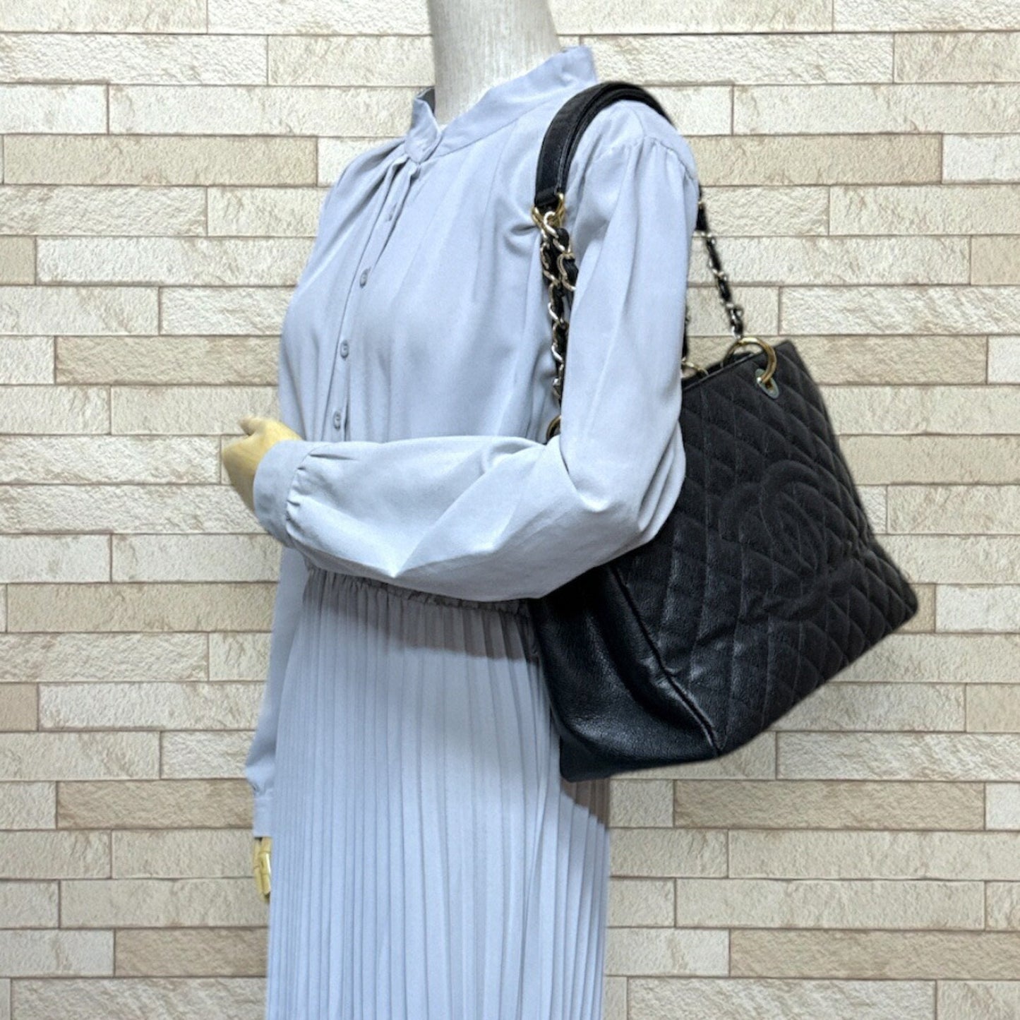 Chanel Classic Quilted Tote Bag Black