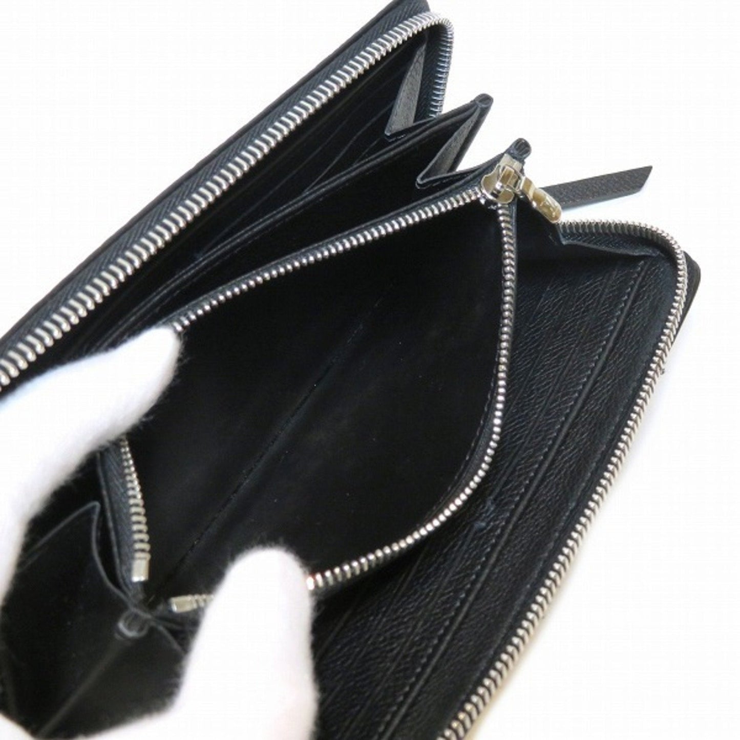 Lockme Leather Wallet with Sleek Design and Slightly Worn Look