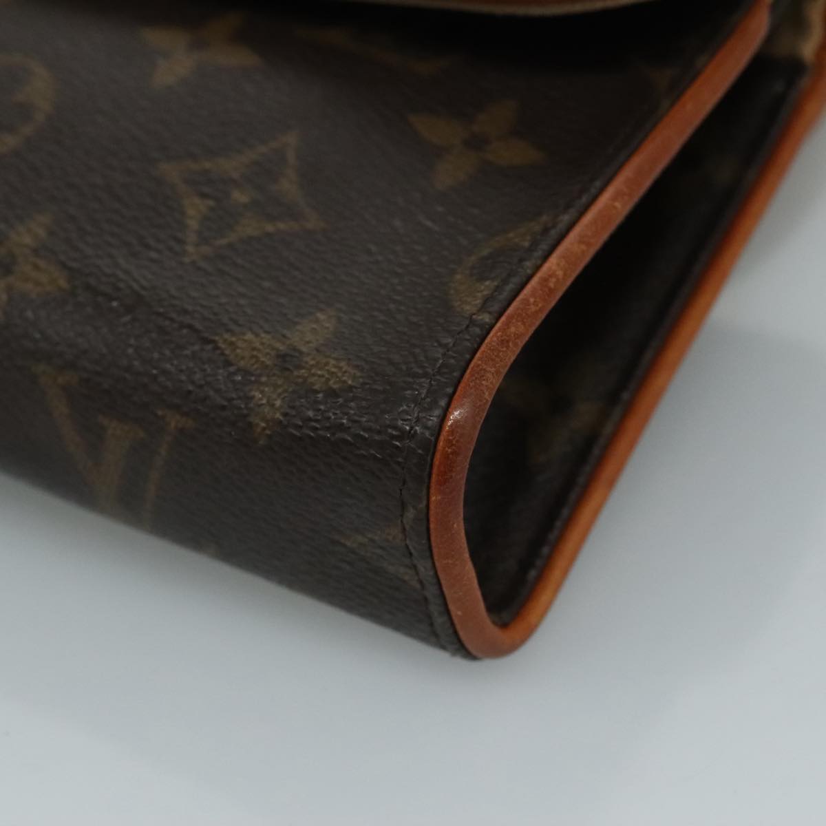 Florentine Canvas Shoulder Bag with Strap
