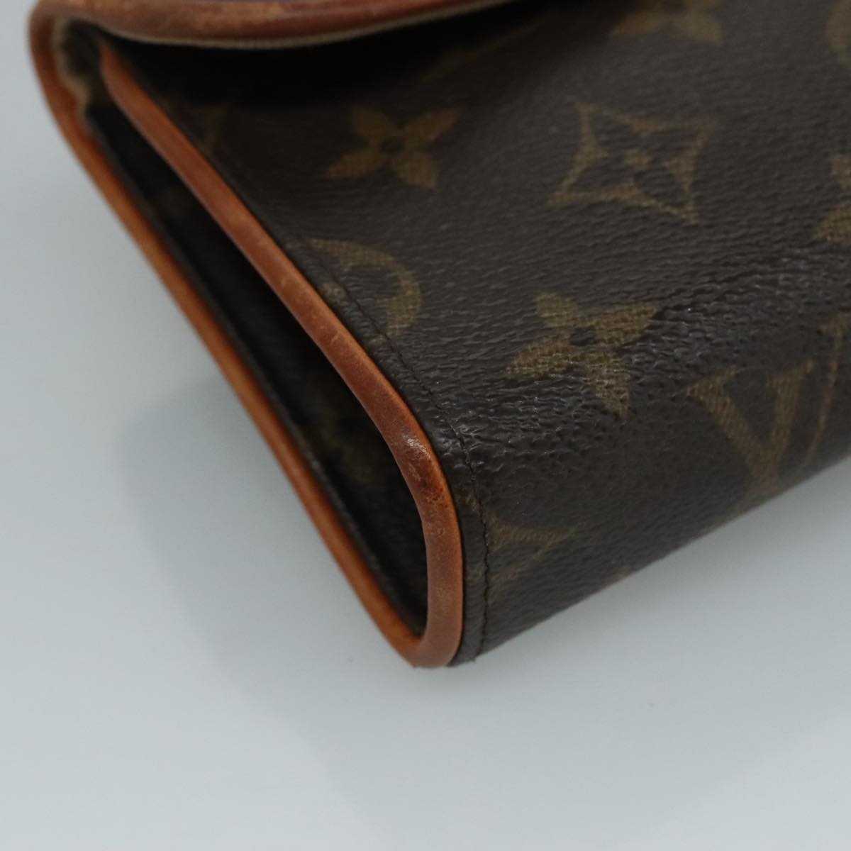 Florentine Canvas Shoulder Bag with Strap