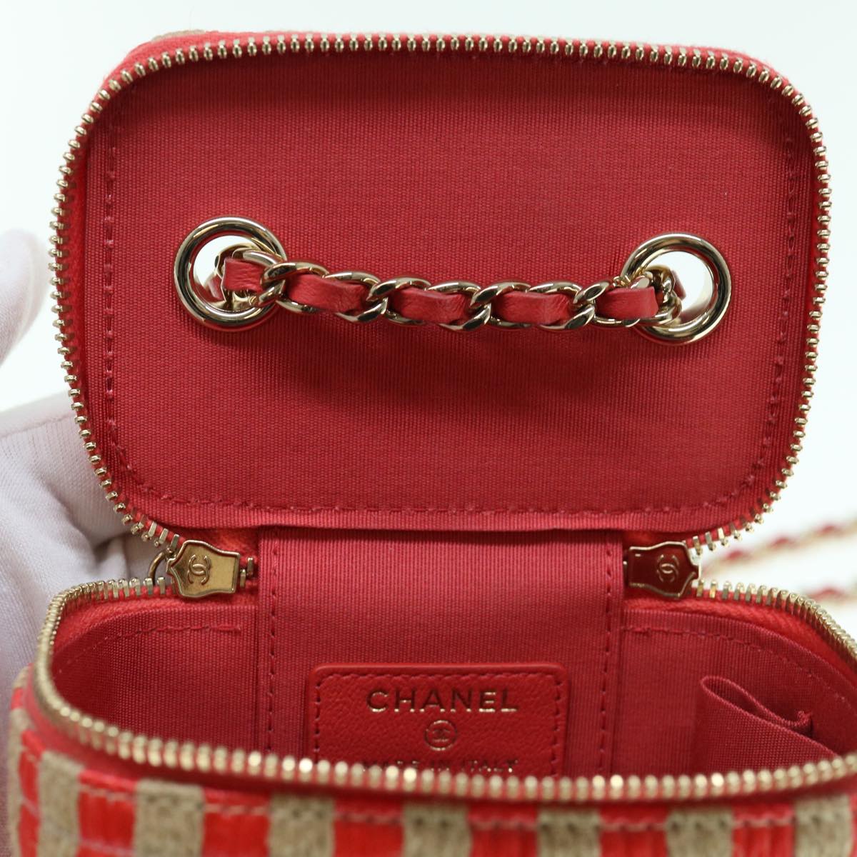 Chanel Raffia Leather Crossbody Bag AS1161