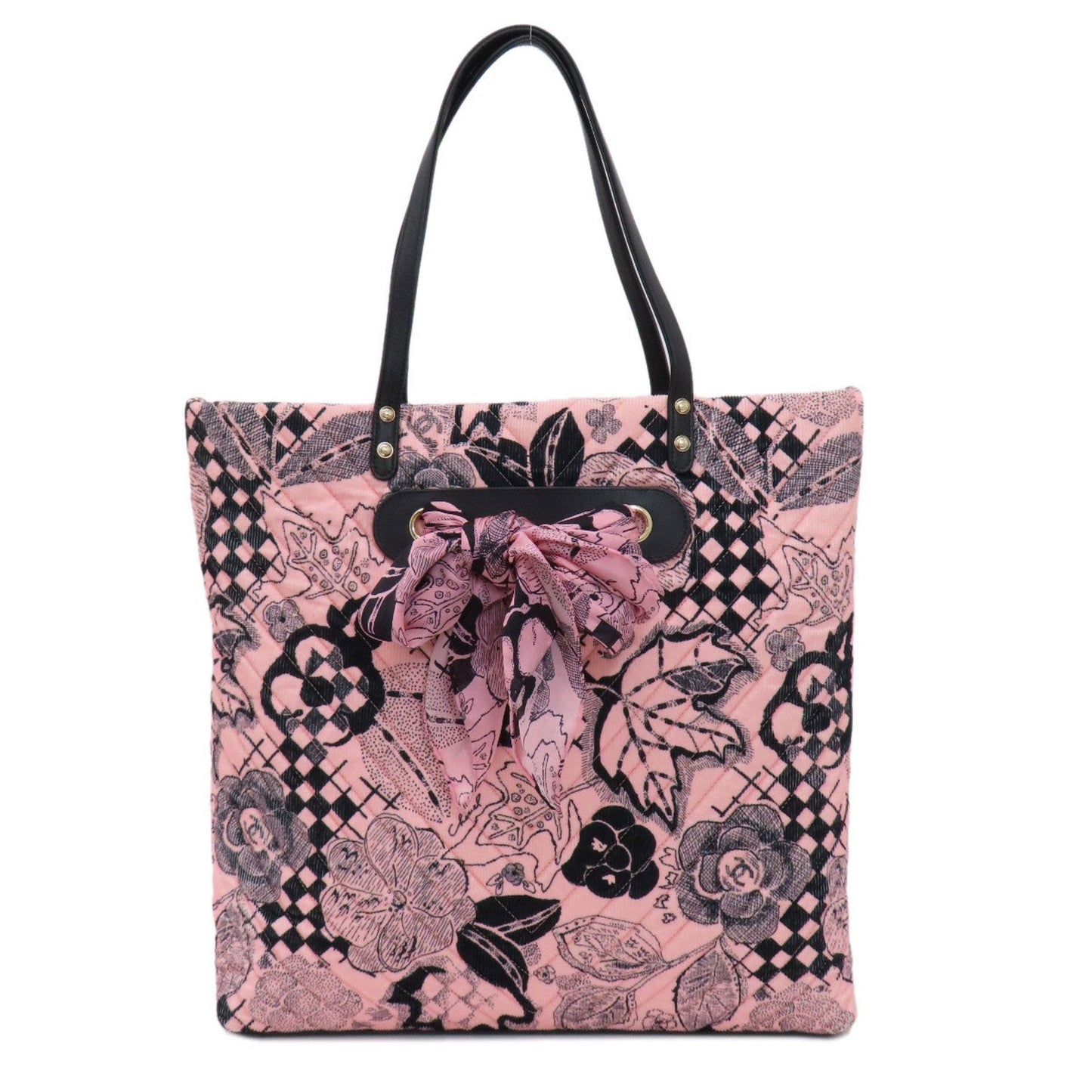 Chanel Floral Quilted ToteModelTote Bag