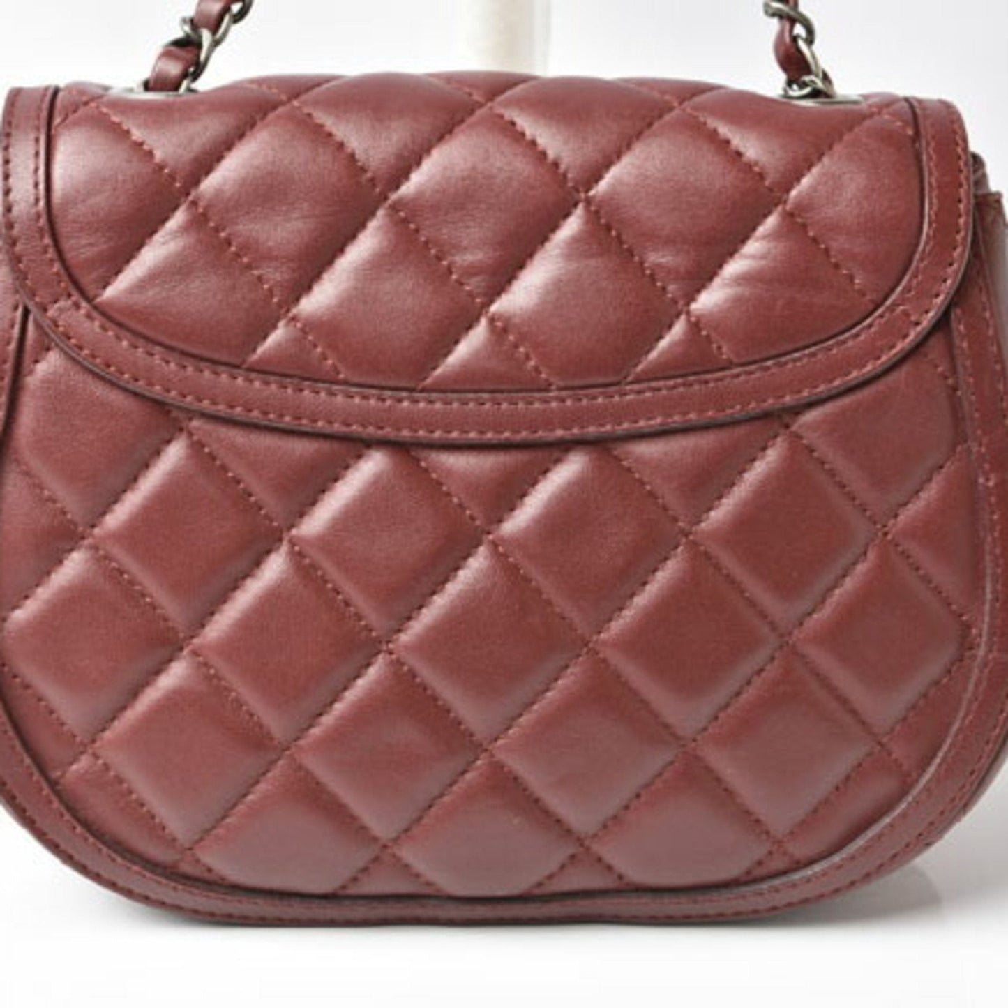 Chanel Quilted Leather Shoulder Bag Burgundy