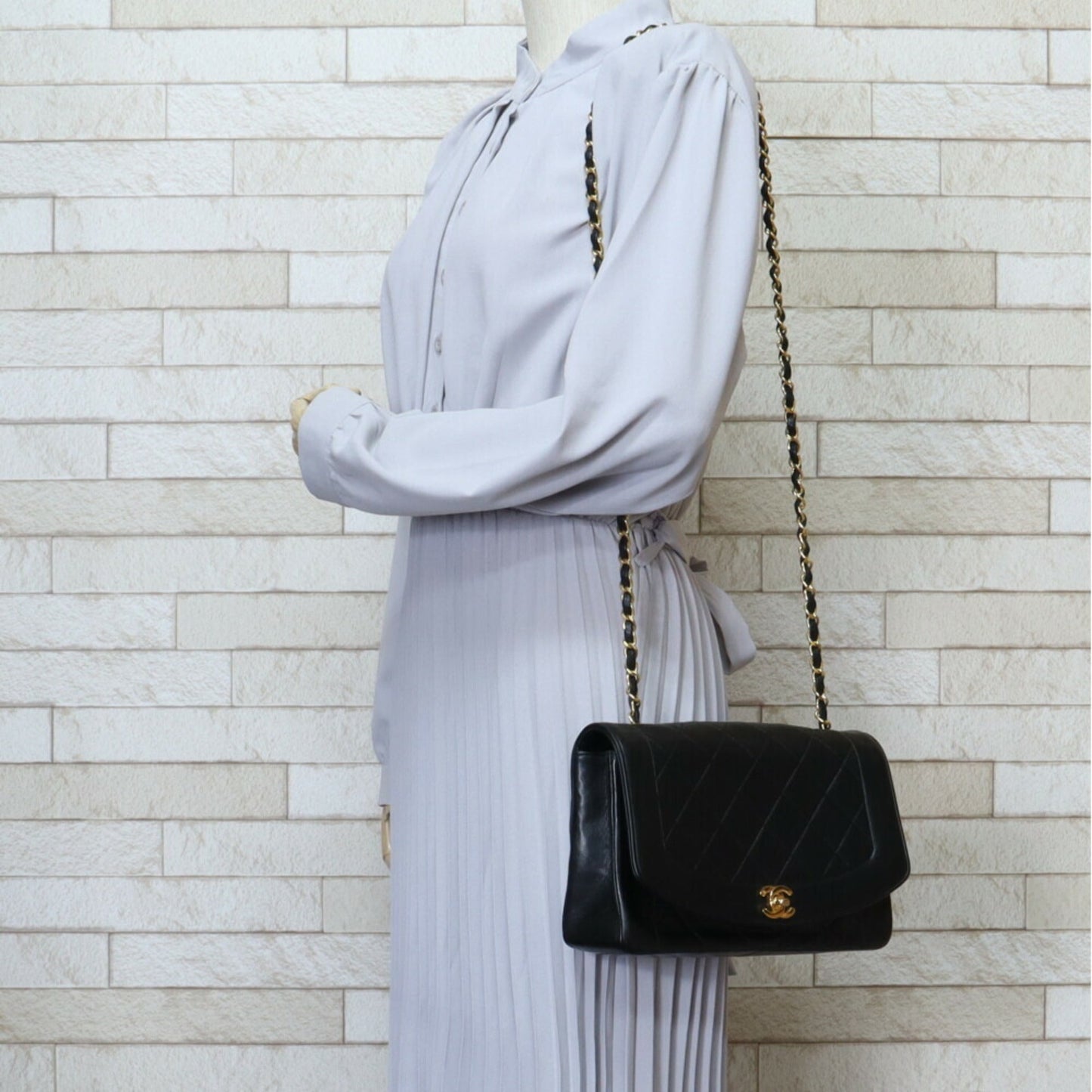 Chanel Vintage Quilted Leather Shoulder Bag