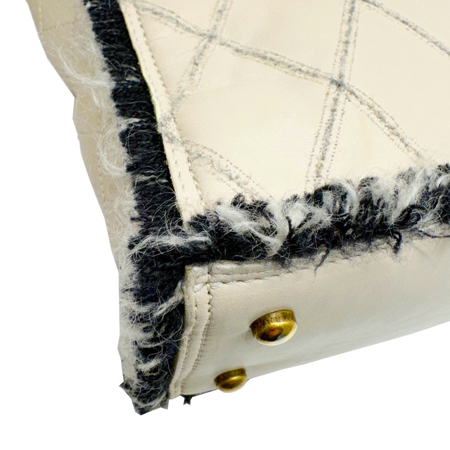 Chanel Quilted Tote Bag ModelTweed Trim Tote