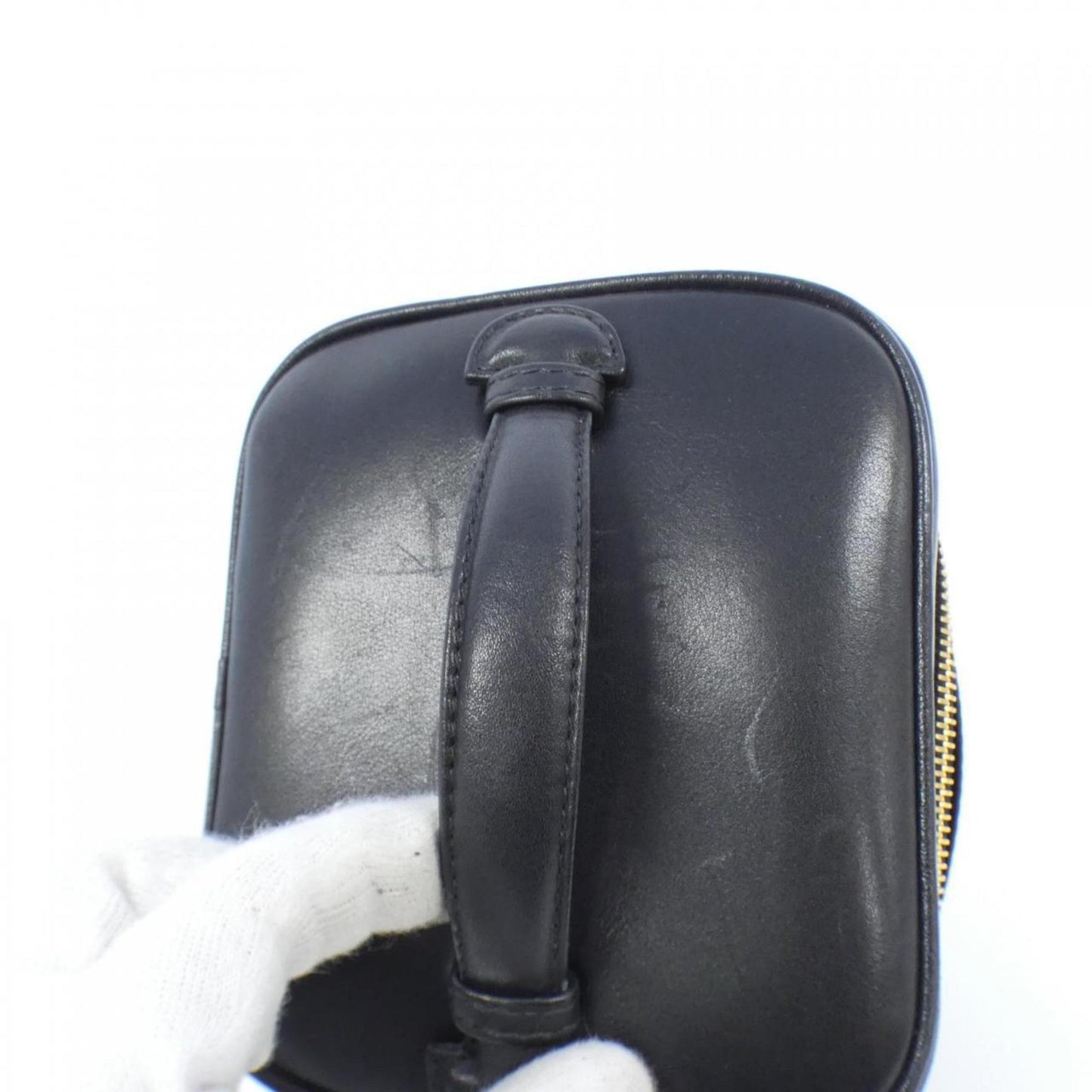 Chanel Leather Handbag in Excellent Condition