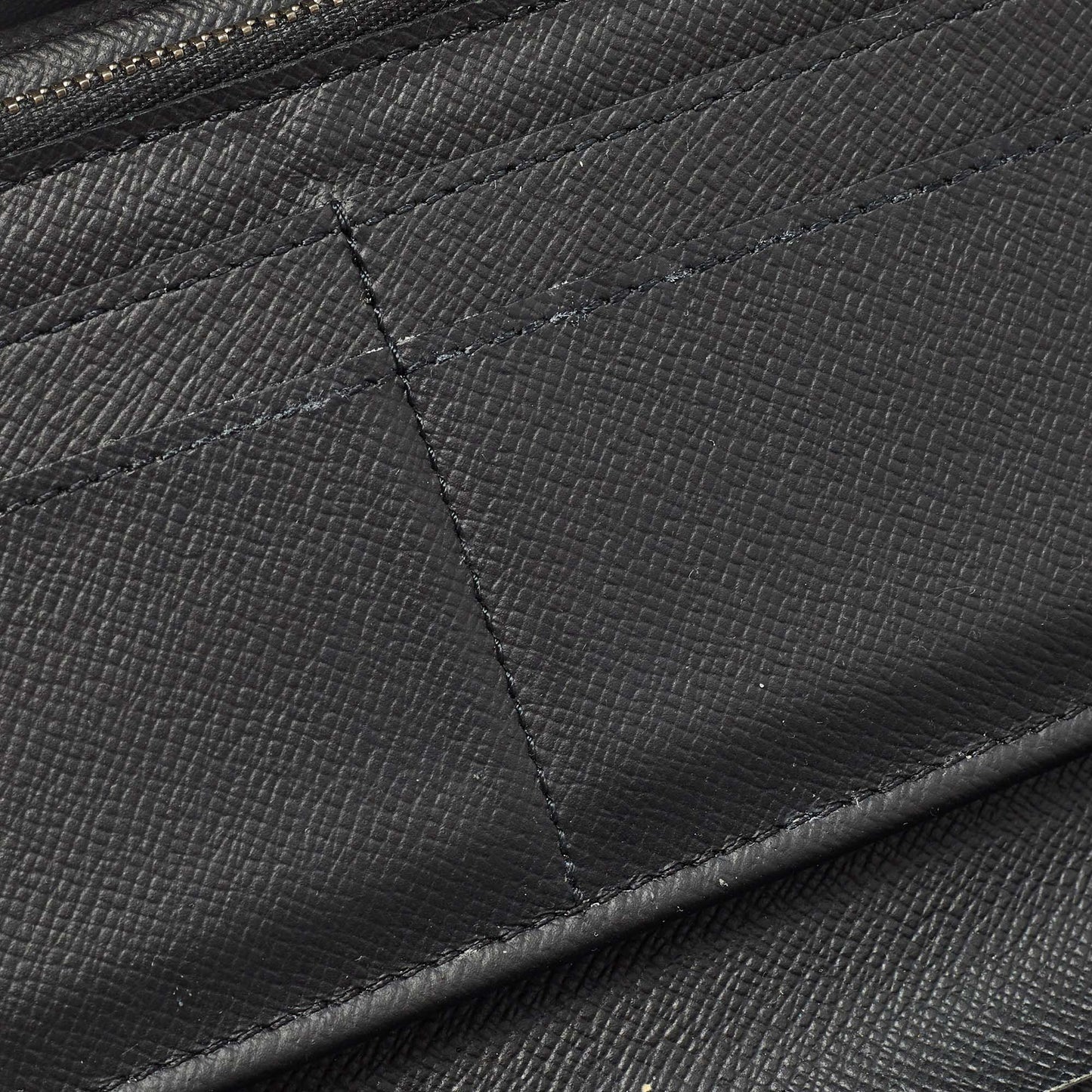 Louis Vuitton Damier Graphite Canvas Zippy Vertical Wallet..