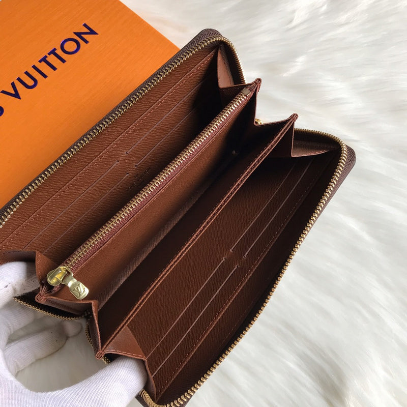 LOV2 Bags - Luxurious Bags  2429