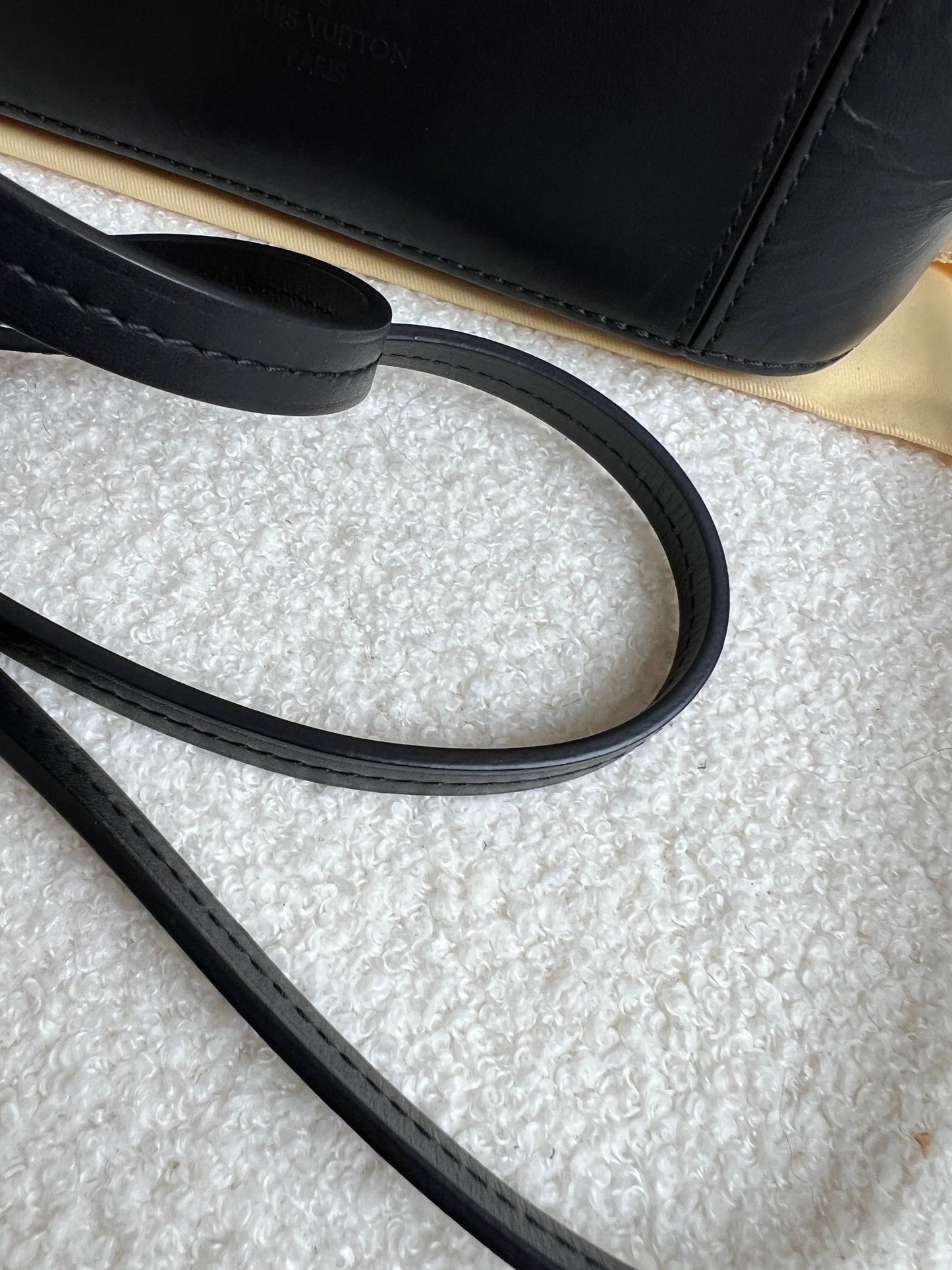 Louis Vuitton Saintonge Black and Monogram