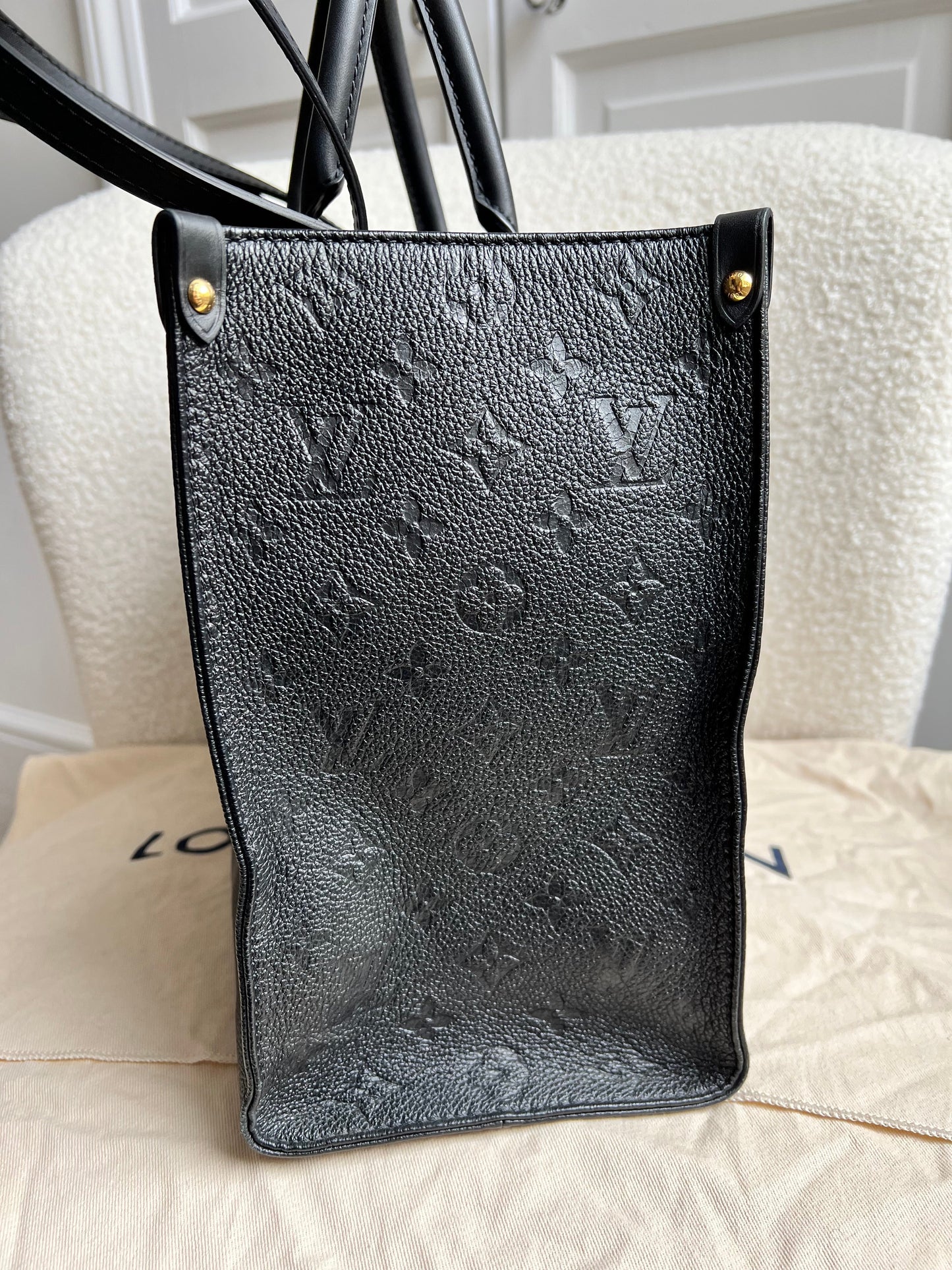 Louis Vuitton On the Go MM Black Empreinte (RRP £2,250)