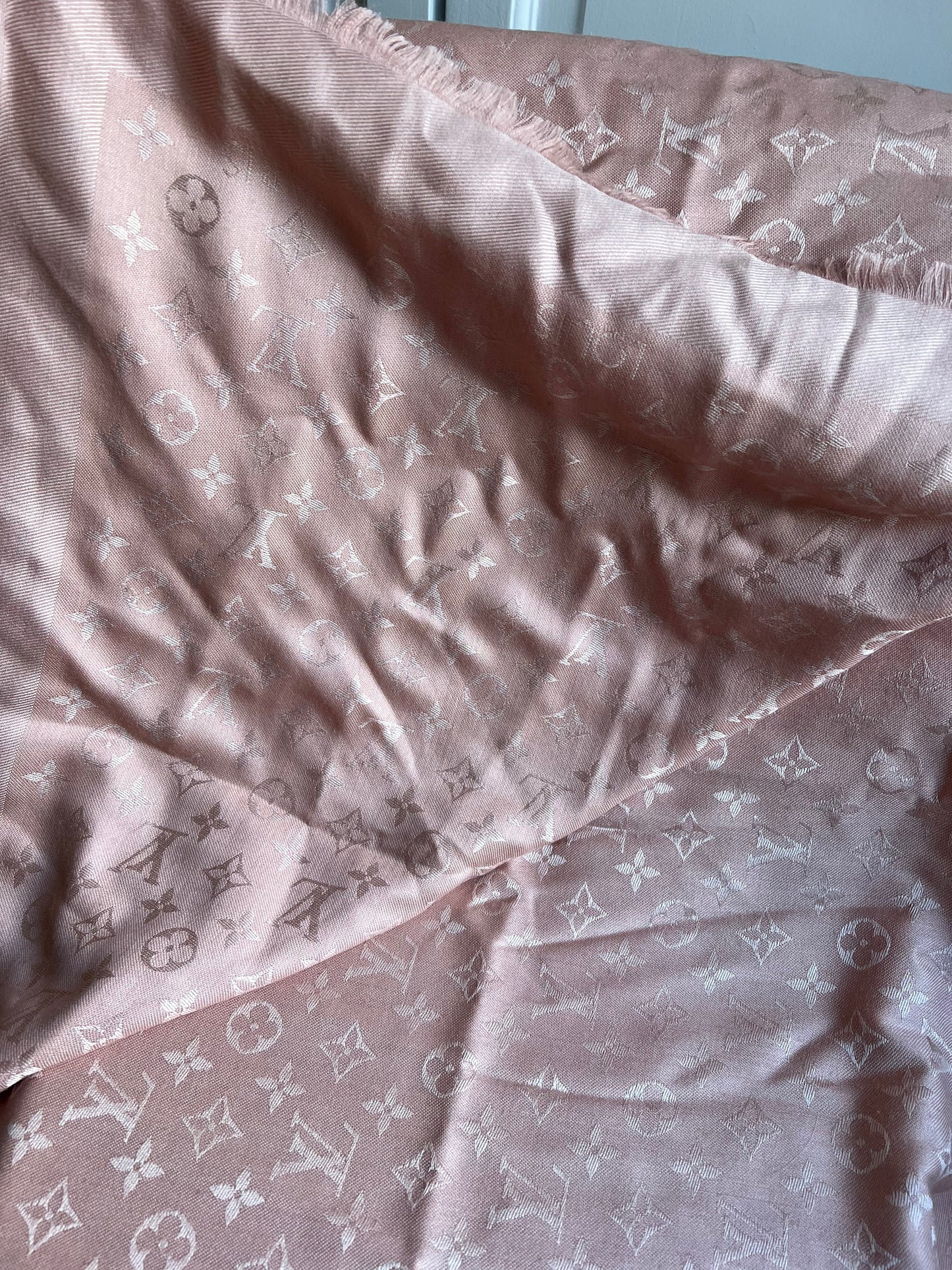 Louis Vuitton Pink Monogram Shawl (RRP £450)