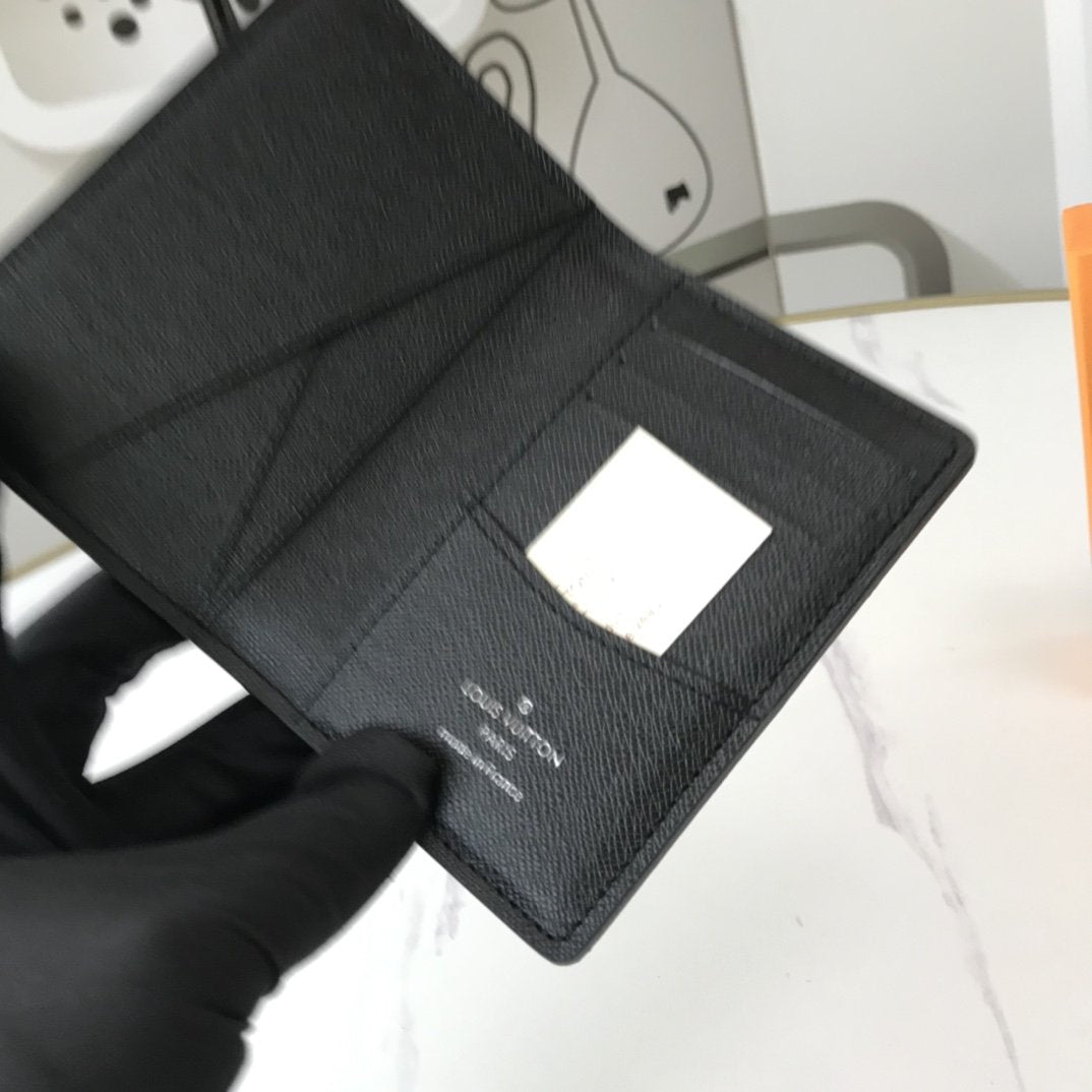 EN - New Arrival Wallet LUV 013