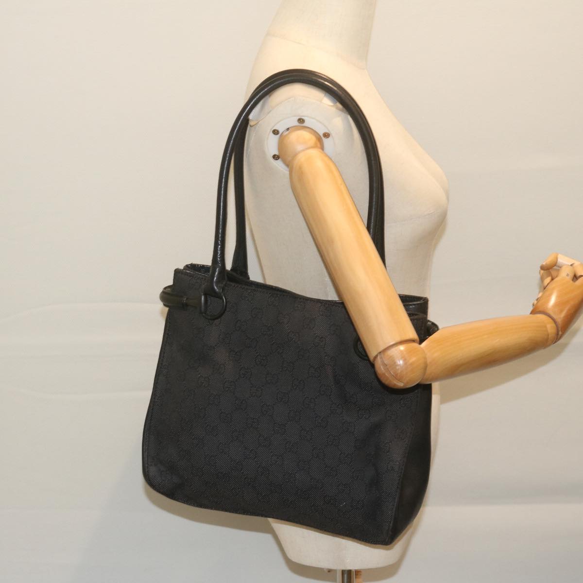 GLM-- GG canvas