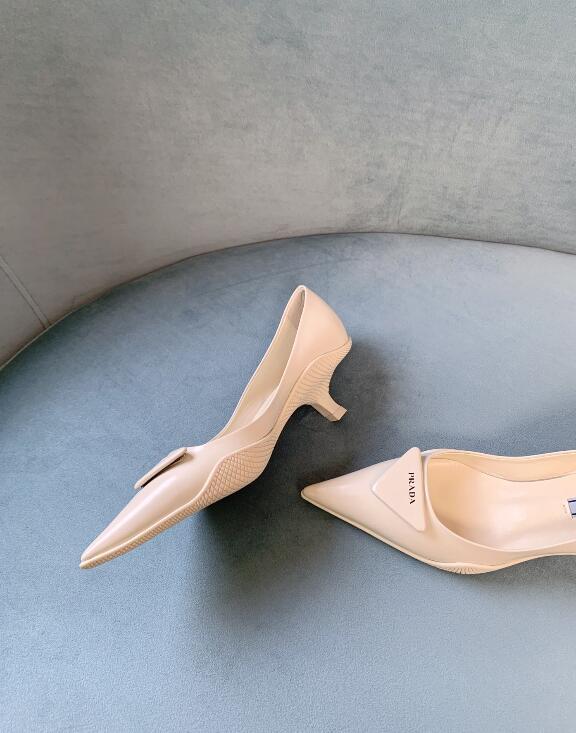GlamyWomen Shoes - 722