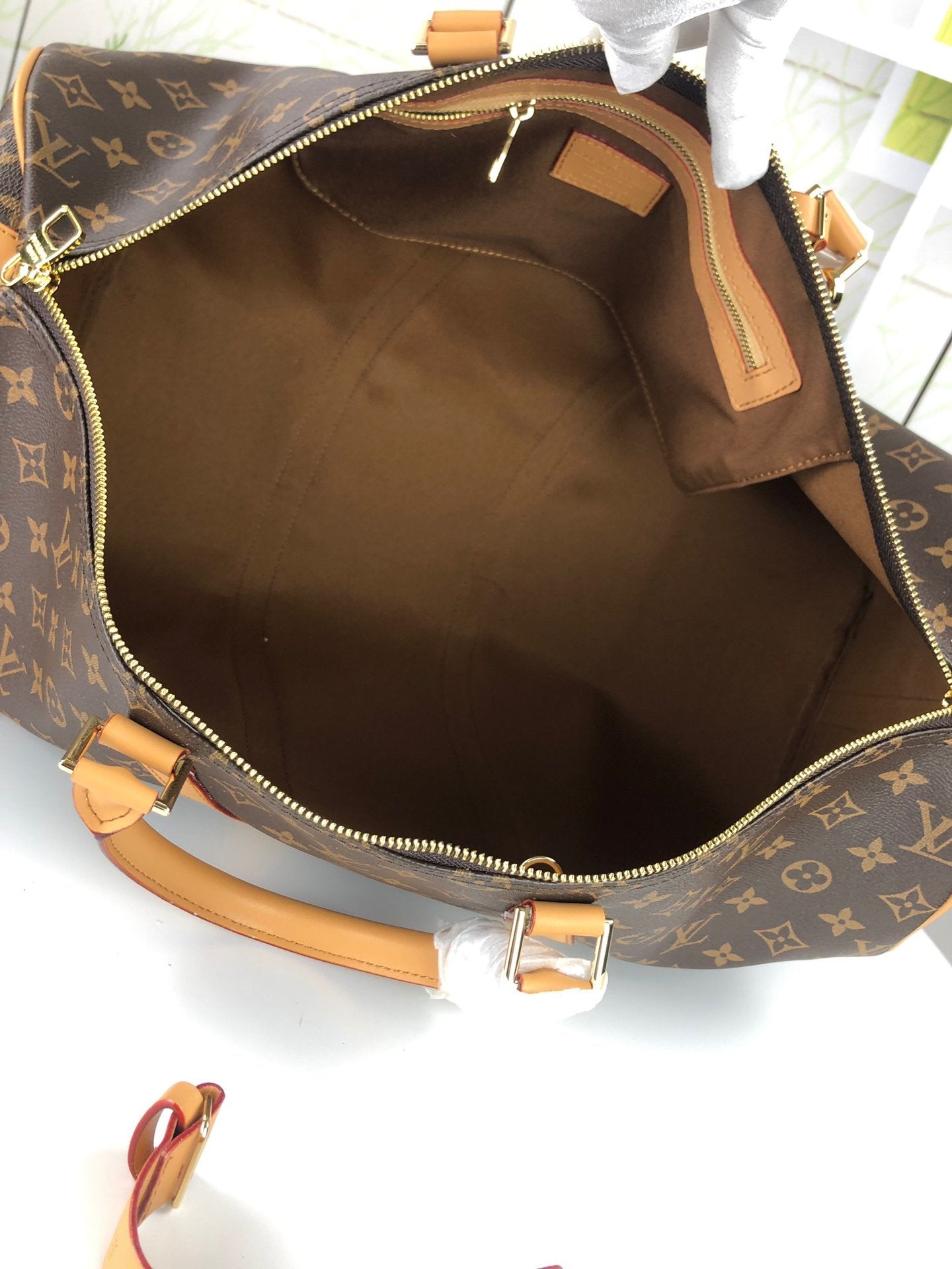 EN - New Arrival Bags LUV 030
