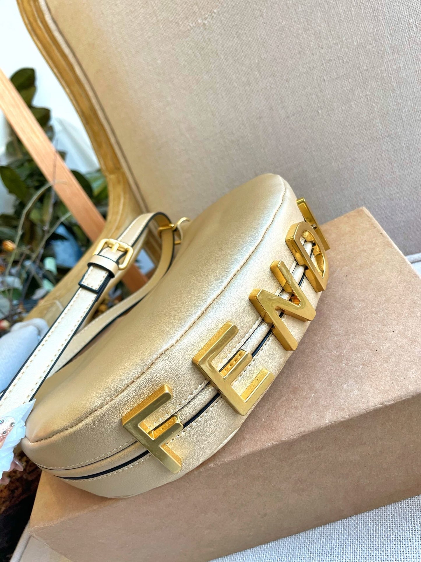 EN - New Arrival Bags FEI 255