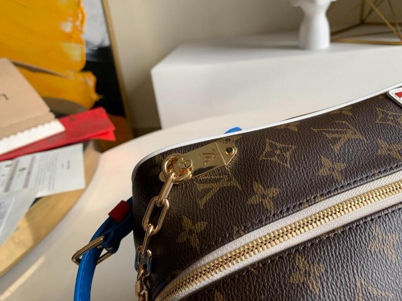SAMC - LOV Bags - 2627