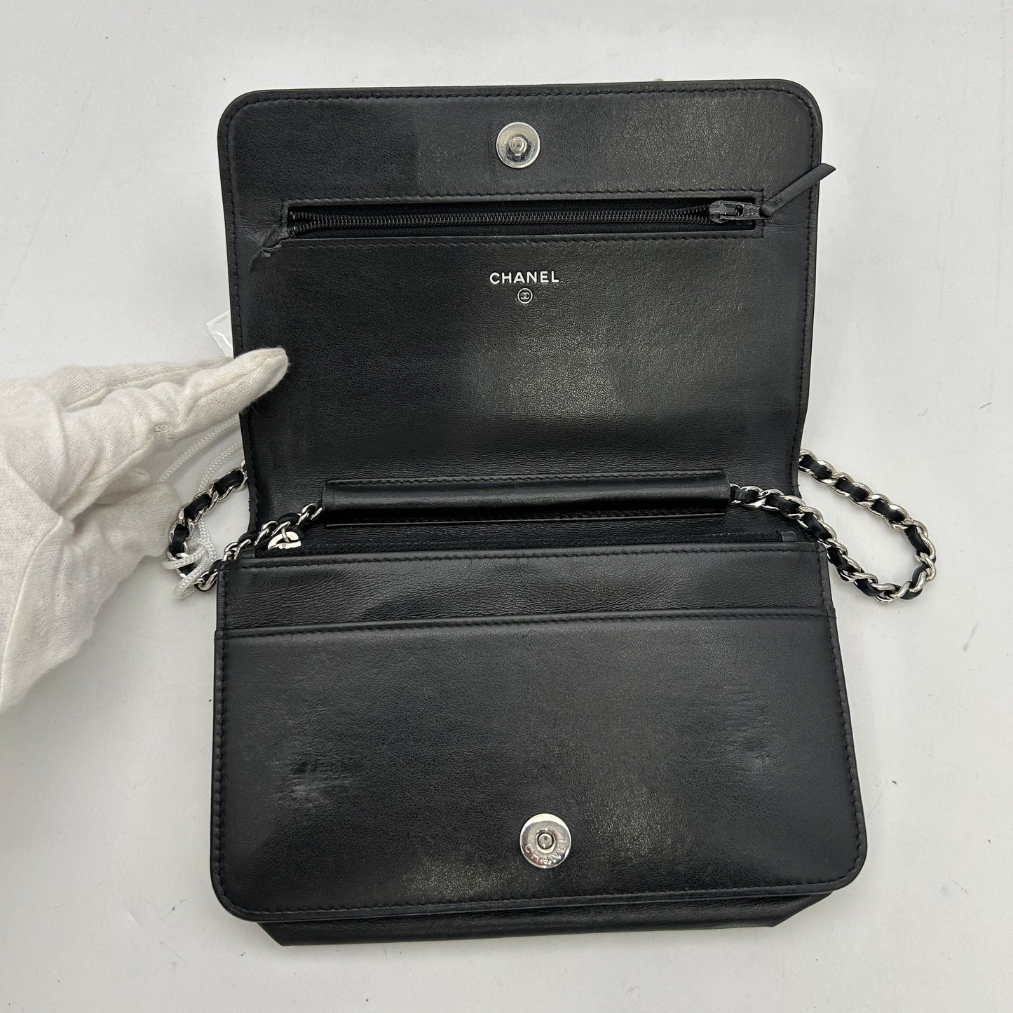 Chanel Camellia Wallet On Chain - Black Clutches, Handbags LA32119