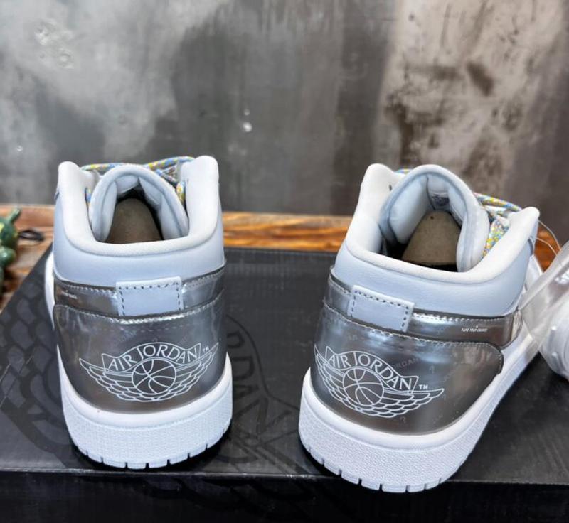 SAMC - NKE Shoes - 660