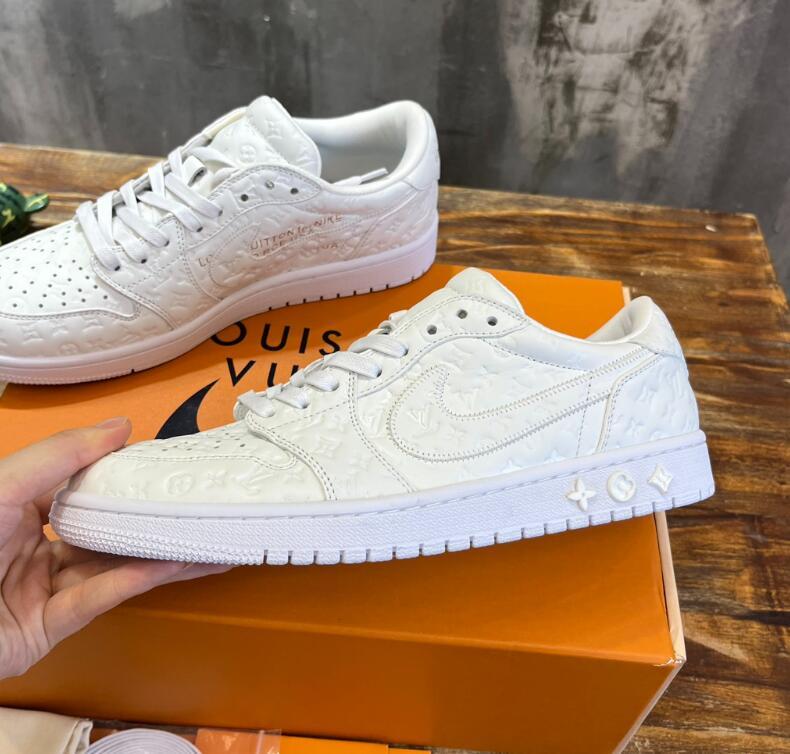 SAMC - NKE Shoes - 412