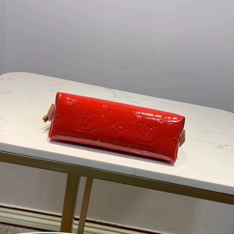 LOV2 Bags - Luxurious Bags  1143