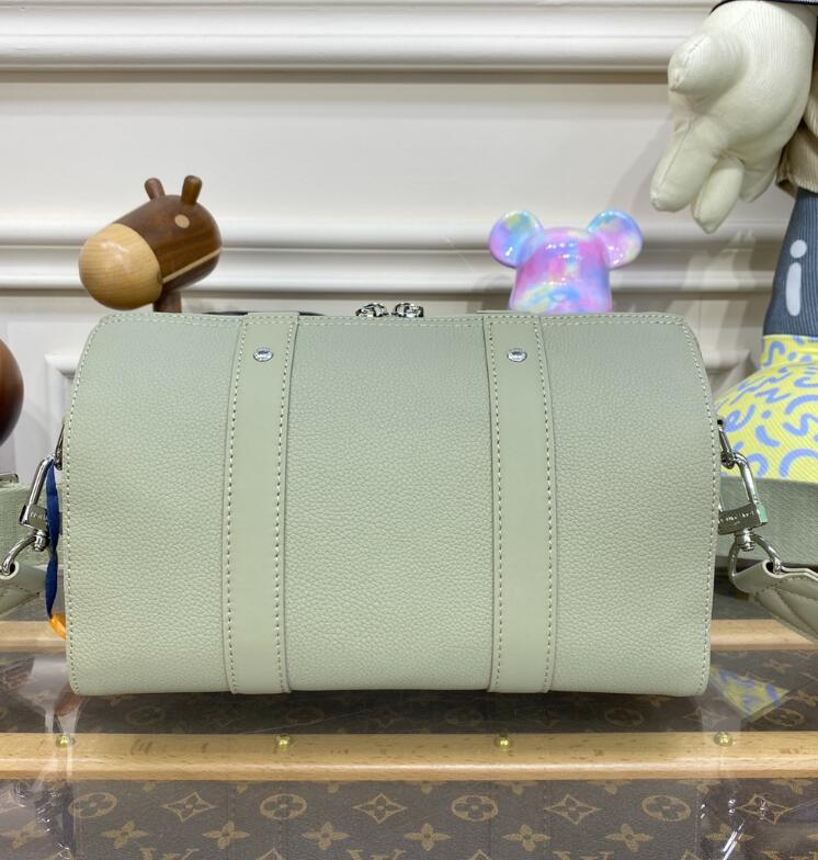 SAMC - LOV Bags - 1000