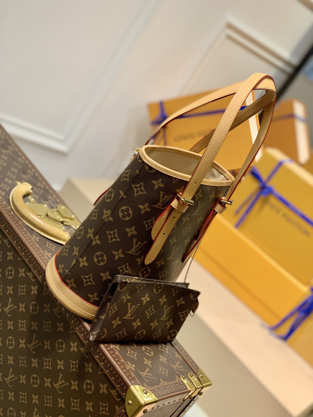 LV Petit Bucket Bag Monogram Canvas For Women, WomenÃ¢â‚¬â„¢s Handbags, WomenÃ¢â‚¬â„¢s Shoulder Bags 10.2in/26cm LV M42238