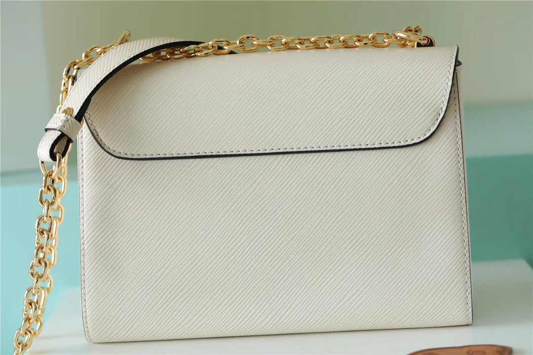 LV Twist MM Epi White For Women, WomenÃ¢â‚¬â„¢s Bags, Shoulder And Crossbody Bags 9.1in/23cm LV M55513