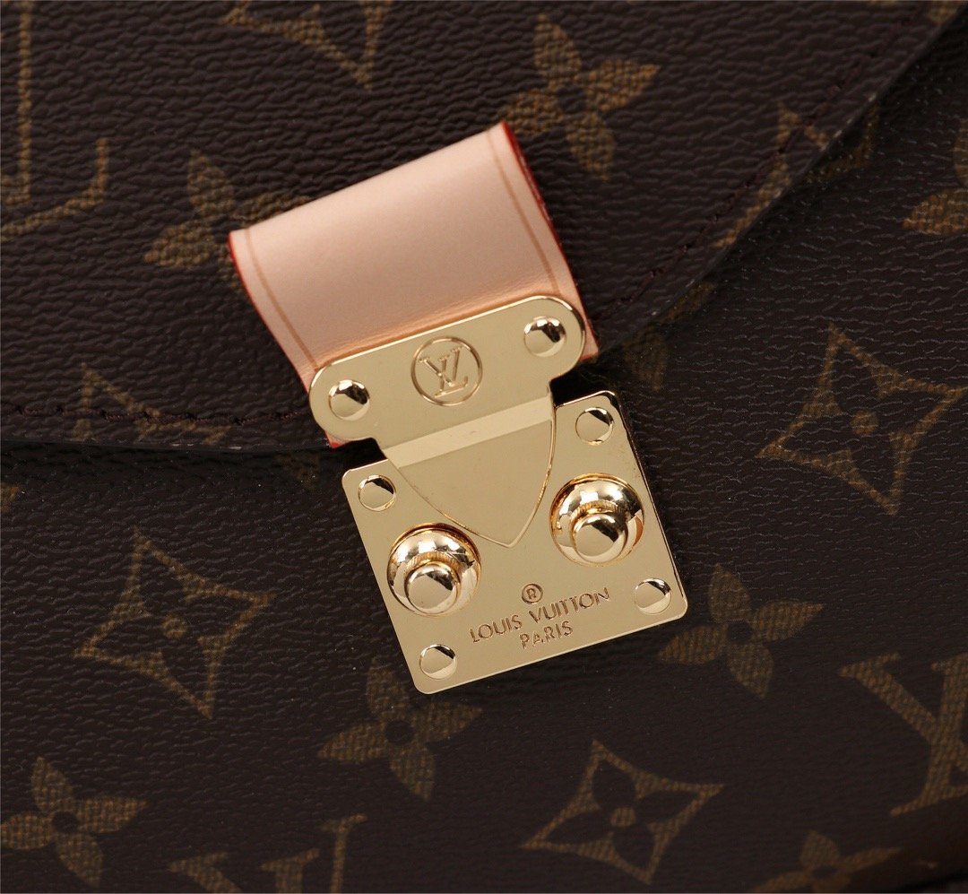 EN - New Arrival Bags LUV 299