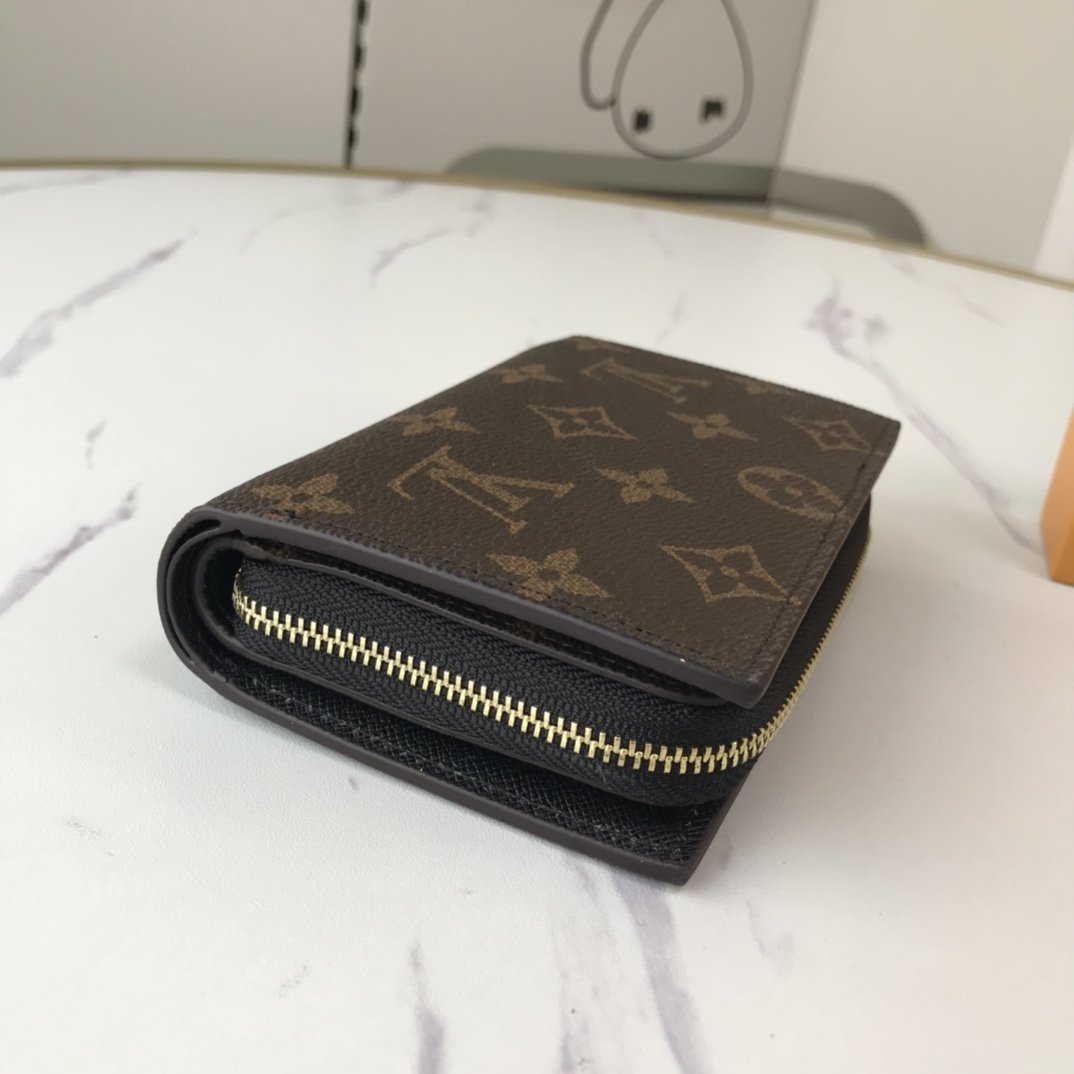 EN - New Arrival Wallet LUV 039