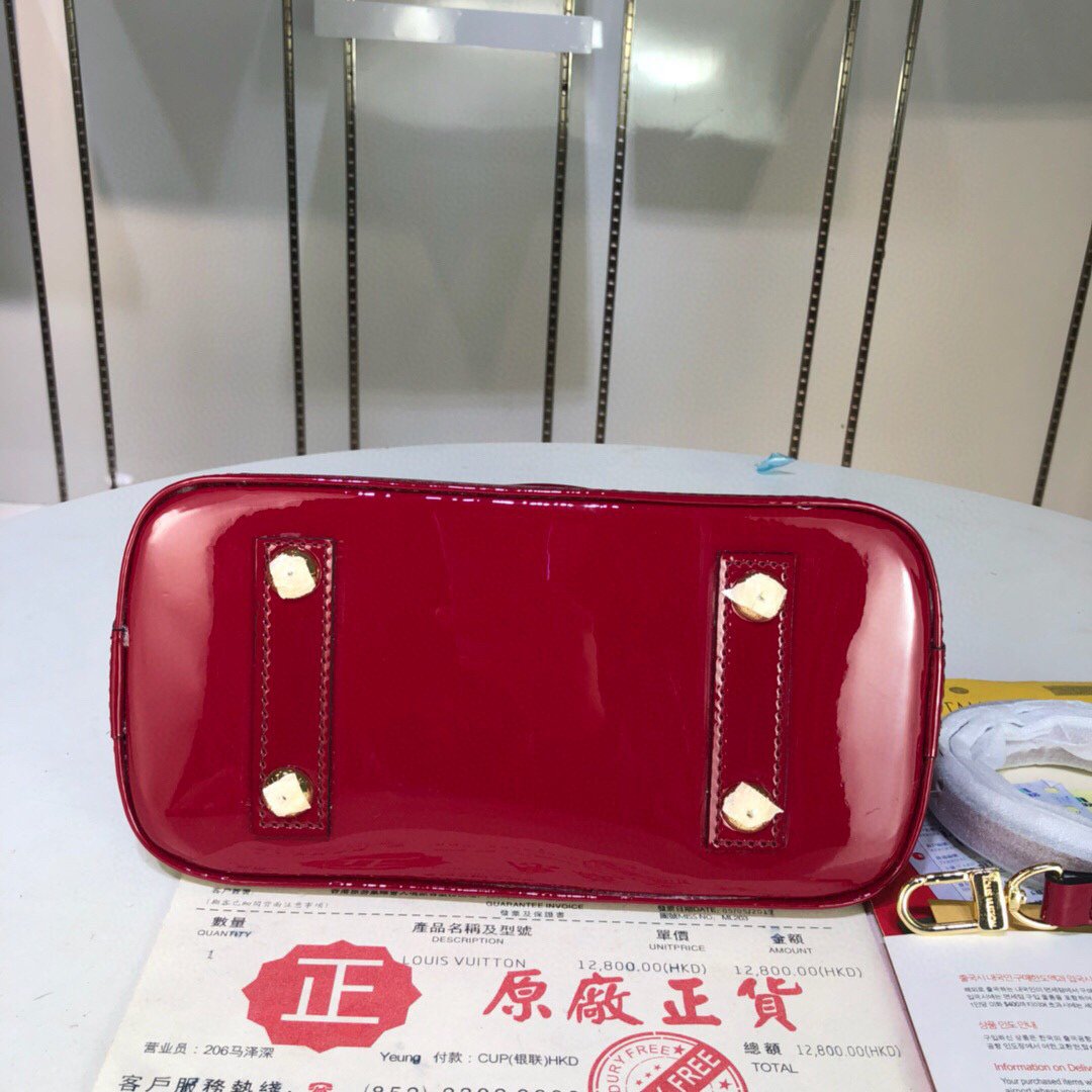 EN - New Arrival Bags LUV 058
