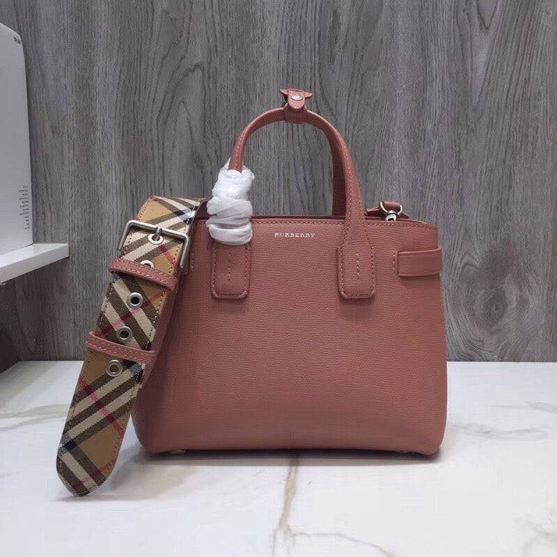 GLAMI The Small Banner Bag PiNike For Women, Bags 10.6in/26cm