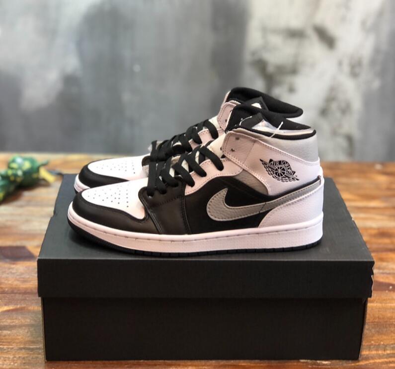 SAMC - NKE Shoes - 1674