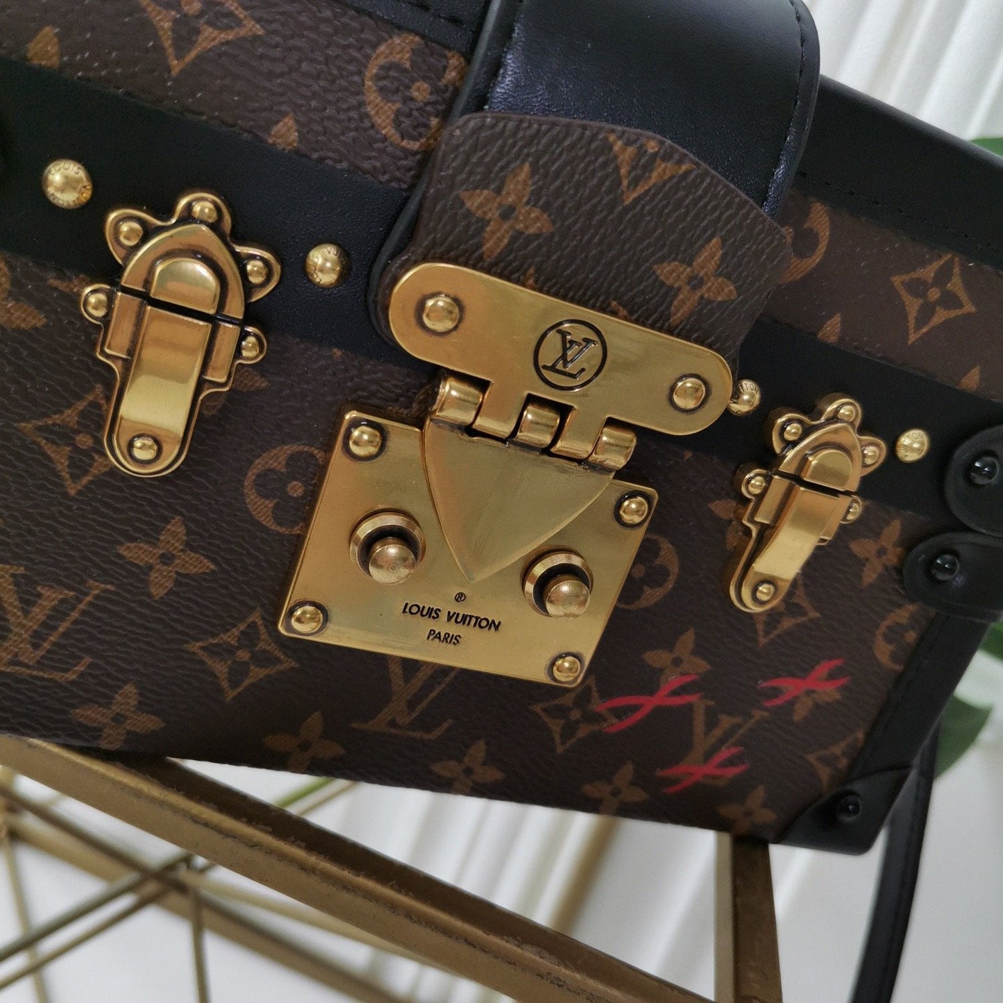 EN - New Arrival Bags LUV 239